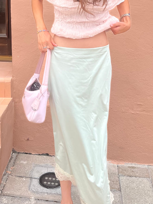 Falda Verde Menta Midi con Encaje