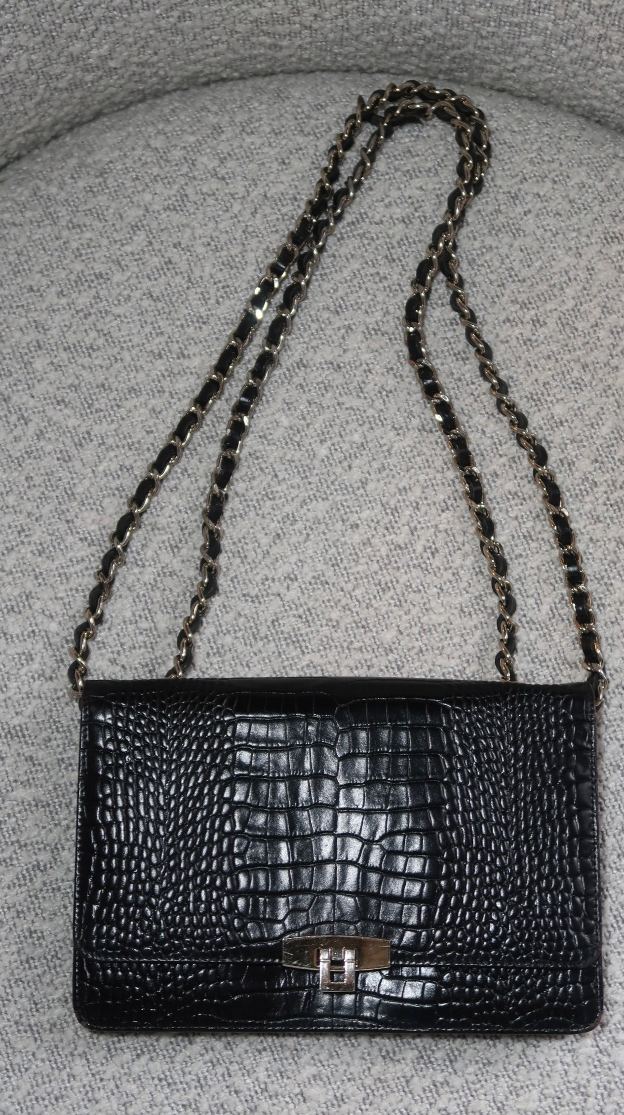 Uterque Black HandBag With Long Strap